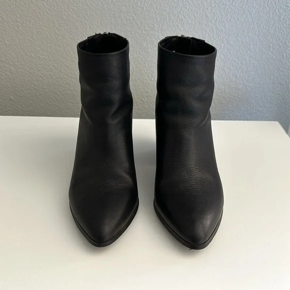 Steve Madden block heel zipper booties black size 7.5 - Picture 6 of 6